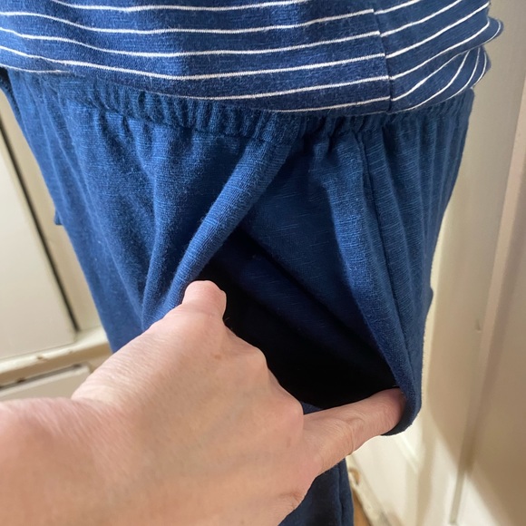 🎉LAST CALL🎉 Carve Designs Mandy Navy Striped Drop Waist Pocket Dress (Snag) M - Picture 7 of 14